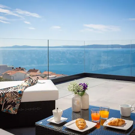 Luxury Black Pearl With Pool * Τρογκίρ